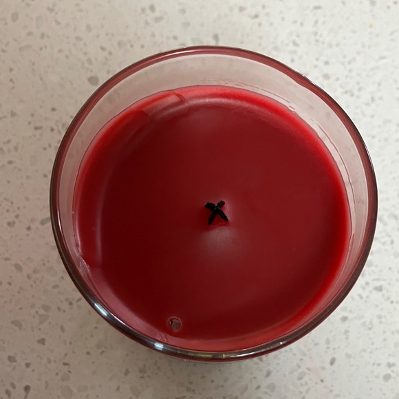 WoodWick Baked Apple scent candle like new, wood wick crackles as it burns - Picture 3 of 3